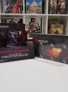 Magic the Gathering D&D Adventures in the Forgotten Realms box