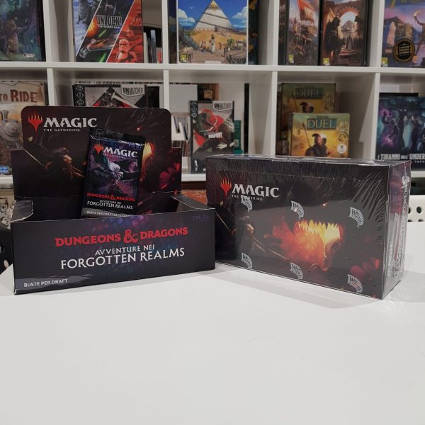 Magic the Gathering D&D Adventures in the Forgotten Realms box